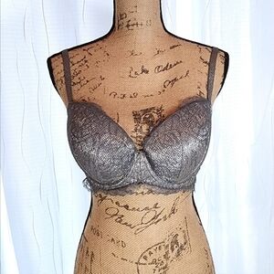 Victoria Secret Lined Demi In 36D